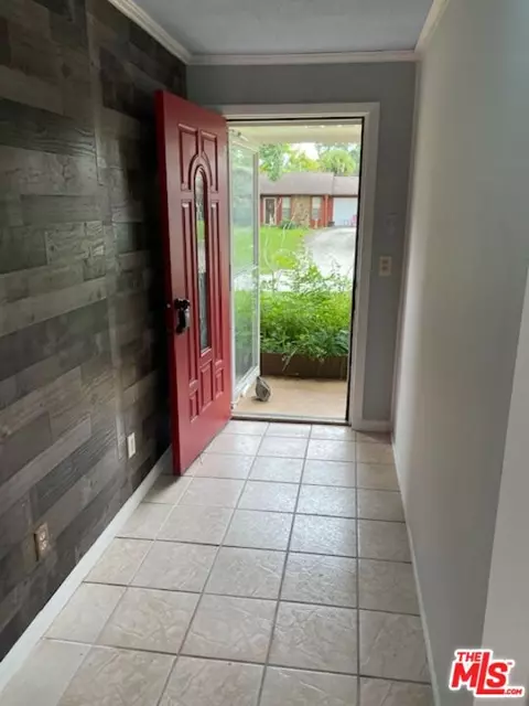 2719 Tavelers Palm Dr, Edgewater, FL 32141