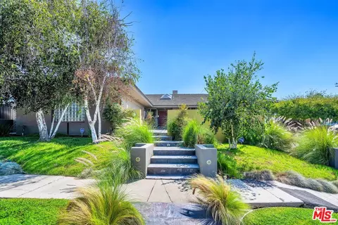 6020 S Halm Ave, Los Angeles, CA 90056