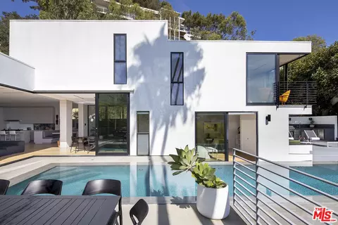1517 Oriole Ln, Los Angeles, CA 90069