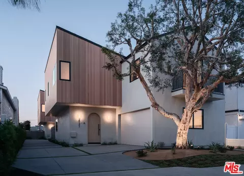 2121 Curtis Ave #B, Redondo Beach, CA 90278