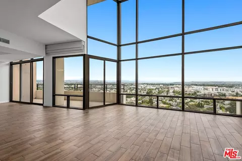 4337 Marina City Dr #PH42, Marina Del Rey, CA 90292