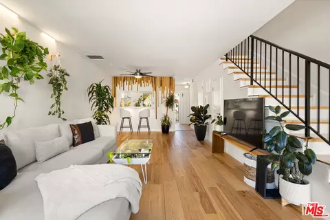4558 Willis Ave #123, Sherman Oaks, CA 91403