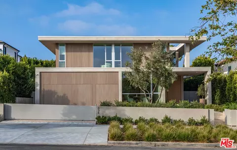 634 Moreno Ave, Los Angeles, CA 90049