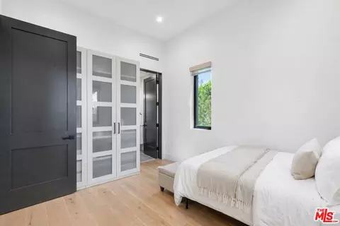 3932 Glencoe Ave, Venice, CA 90291 photo 8