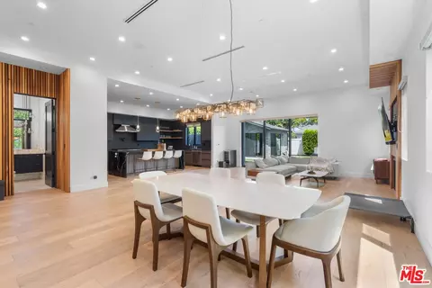 Dining - 3932 Glencoe Ave, Venice, CA 90291 photo 2 of 2