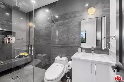 3932 Glencoe Ave, Venice, CA 90291 photo 39