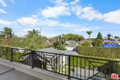 Other - 3932 Glencoe Ave, Venice, CA 90291 photo 2 of 6