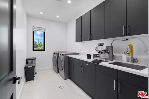 Other - 3932 Glencoe Ave, Venice, CA 90291 photo 6 of 6