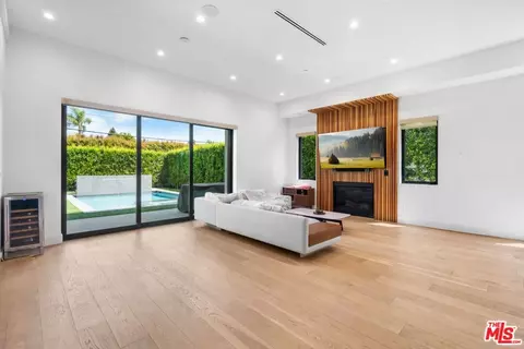3932 Glencoe Ave, Venice, CA 90291 photo 21
