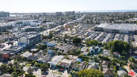 3932 Glencoe Ave, Venice, CA 90291 photo 29