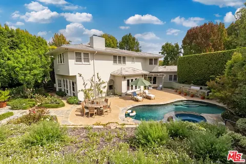 291 Loring Ave, Los Angeles, CA 90024