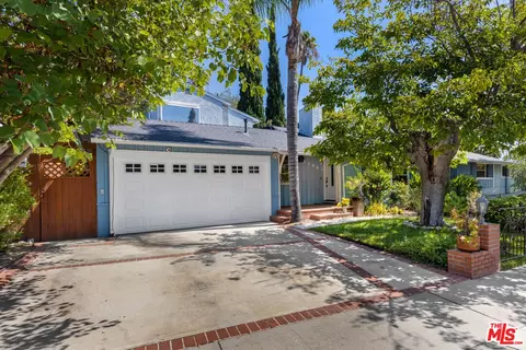 11861 Tiara St, Los Angeles, CA 91607