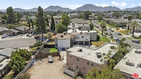 View/Area - 9221 Wheeler Ct, Fontana, CA 92335 photo 1 of 3