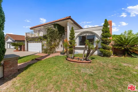 Exterior - 3381 Elma St, Camarillo, CA 93010 photo 5 of 15