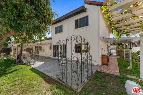 Exterior - 3381 Elma St, Camarillo, CA 93010 photo 8 of 15
