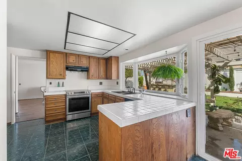 Kitchen - 3381 Elma St, Camarillo, CA 93010 photo 1 of 6