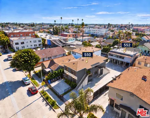 550 W 41st Dr, Los Angeles, CA 90037