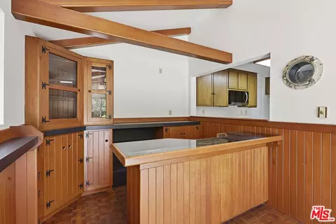 Kitchen - 3530 Via Marina Ave, Oxnard, CA 93035 photo 5 of 5
