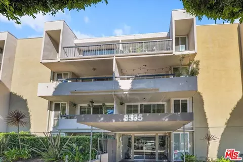 8535 W West Knoll Dr #301, West Hollywood, CA 90069