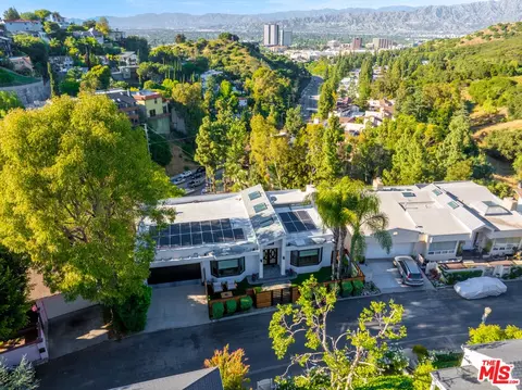 3457 Primera Ave, Los Angeles, CA 90068