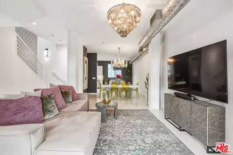 5400 Playa Vista Dr #23, Playa Vista, CA 90094