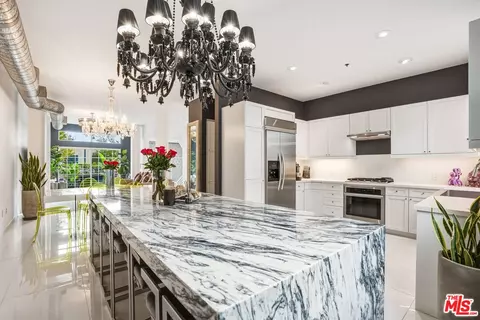 5400 Playa Vista Dr #23, Playa Vista, CA 90094