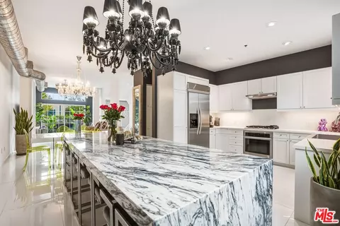 5400 Playa Vista Dr #23, Playa Vista, CA 90094