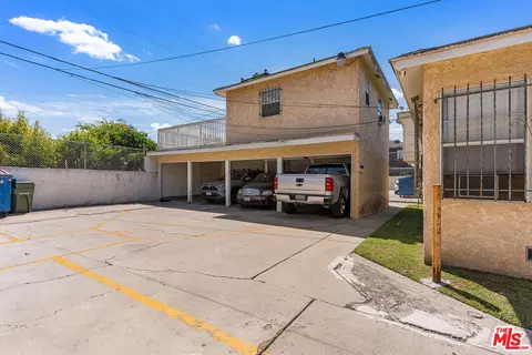 Exterior - 1000 N Sloan Ave, Compton, CA 90221 photo 3 of 4
