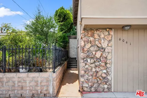 6041 Cleon Ave, North Hollywood, CA 91606