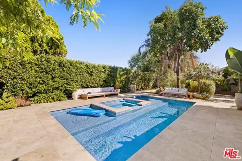 Exterior - 7442 Capps Ave, Reseda, CA 91335 photo 14 of 21