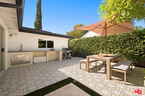 Exterior - 7442 Capps Ave, Reseda, CA 91335 photo 11 of 21