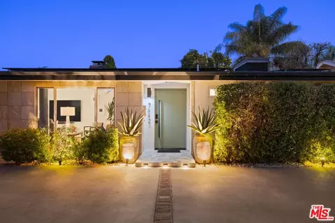 Exterior - 7442 Capps Ave, Reseda, CA 91335 photo 9 of 21