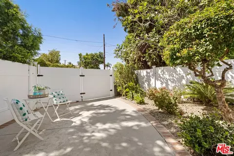 Exterior - 7442 Capps Ave, Reseda, CA 91335 photo 20 of 21