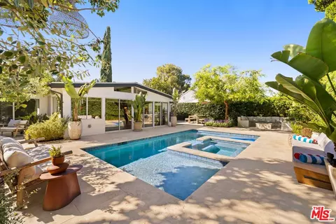 Exterior - 7442 Capps Ave, Reseda, CA 91335 photo 21 of 21