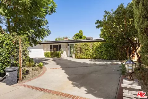 Exterior - 7442 Capps Ave, Reseda, CA 91335 photo 18 of 21