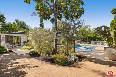 Exterior - 7442 Capps Ave, Reseda, CA 91335 photo 17 of 21