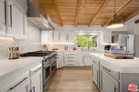 Kitchen - 7442 Capps Ave, Reseda, CA 91335 photo 3 of 4