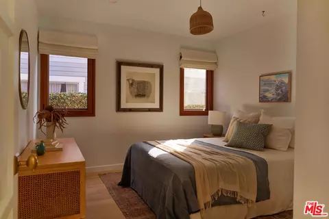 Bedroom - 655 Angelus Pl, Venice, CA 90291 photo 1 of 8