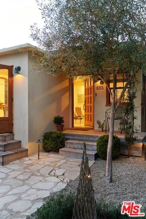Other - 655 Angelus Pl, Venice, CA 90291 photo 8 of 8