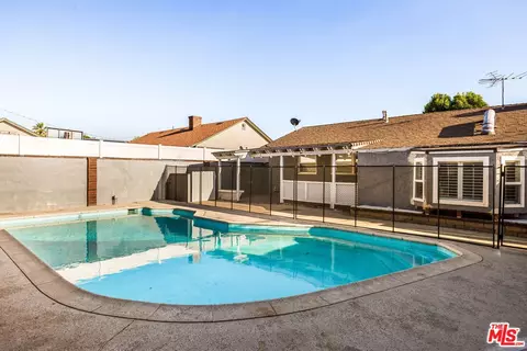Exterior - 205 E Hurst St, Covina, CA 91723 photo 1 of 8