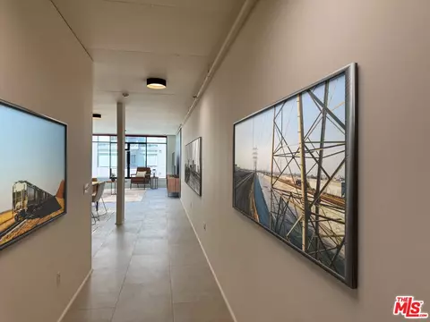 1111 S Grand Ave #1005, Los Angeles, CA 90015