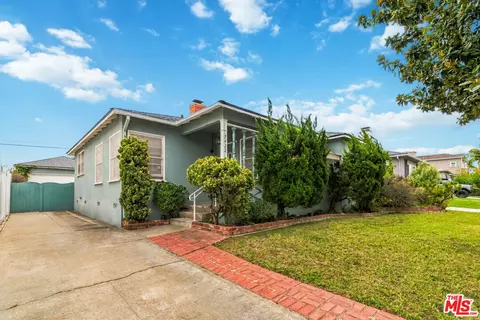 7422 Westlawn Ave, Los Angeles, CA 90045