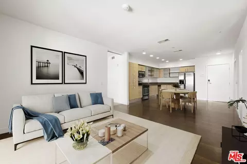 1234 Wilshire Blvd #204, Los Angeles, CA 90017
