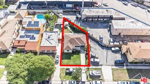 1926 Hauser Blvd, Los Angeles, CA 90016