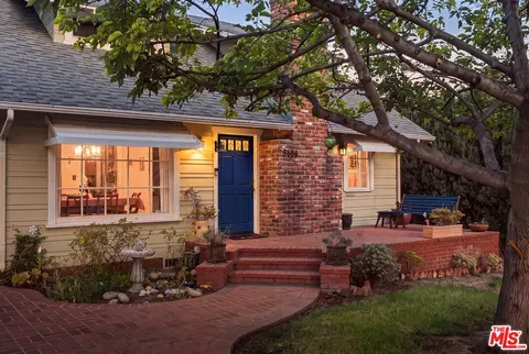 3504 Downing Ave, Glendale, CA 91208