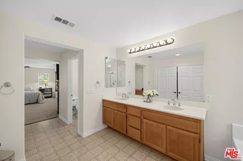 Entry Way - 36308 Eagle Ln, Beaumont, CA 92223 photo 6 of 6