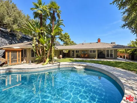 Exterior - 3500 Wrightwood Dr, Studio City, CA 91604 photo 1 of 5