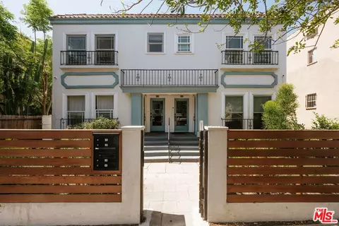 743 N Manhattan Pl, Los Angeles, CA 90038
