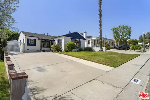 6032 W 74th St, Los Angeles, CA 90045