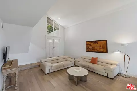Other - 2025 Victoria Ave, Oxnard, CA 93035 photo 7 of 12